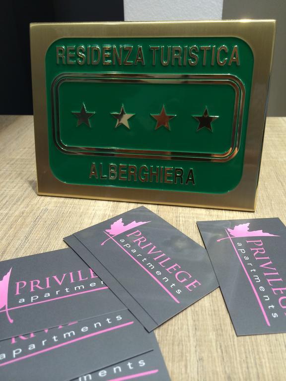 Privilege Apartments Vimercate Bagian luar foto