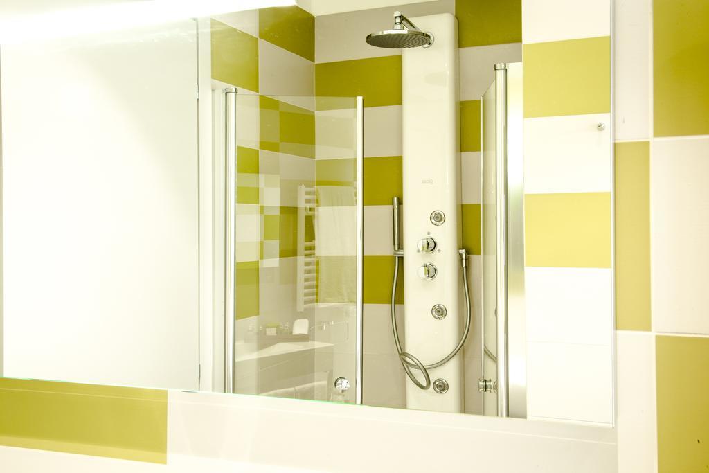 Privilege Apartments Vimercate Bagian luar foto